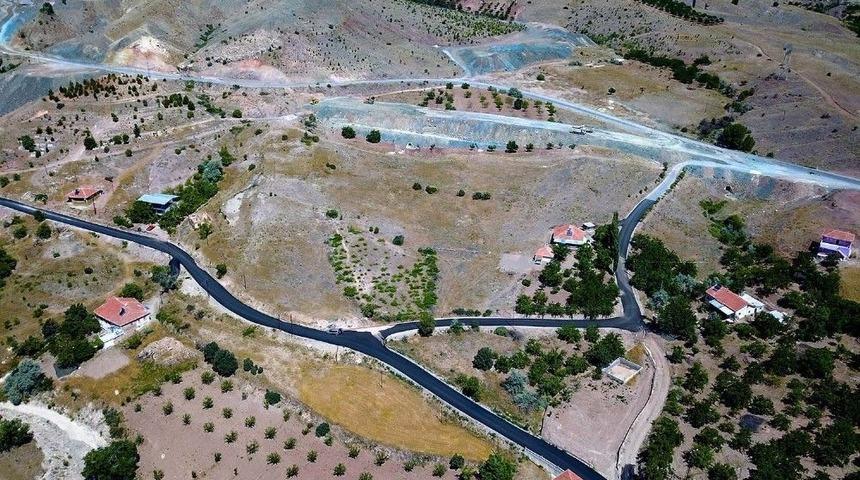 Karadere Ve Sarıkız Mahalleleri Asfaltlandı