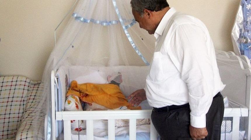 Burhaniye&rsquo;de Yeni Doğum Yapan Anneler 1 Yılda 912 Kez Ziyaret Edildi