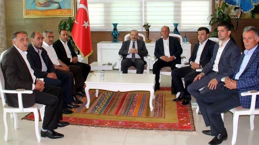 Vali Ustaoğlu&rsquo;na Ziyaretler Devam Ediyor