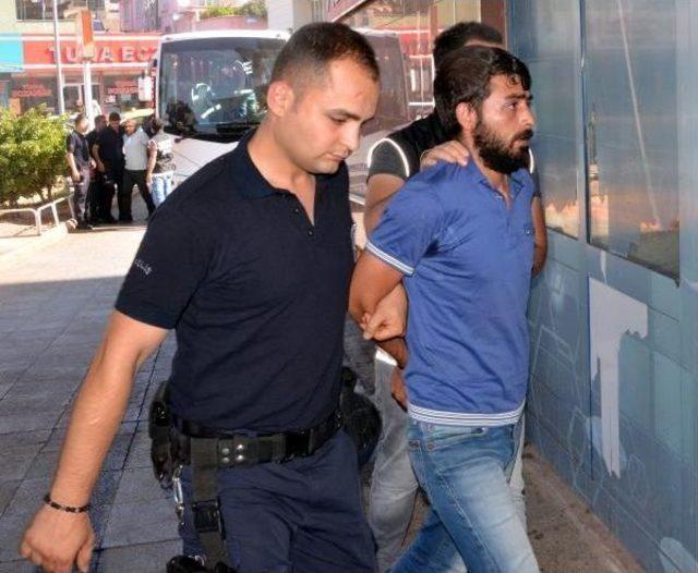 3 Ilde Aranan 13 Adreste 130 Kilo Esrar Ele Ge&ccedil;ti: 7 G&ouml;zaltı 3