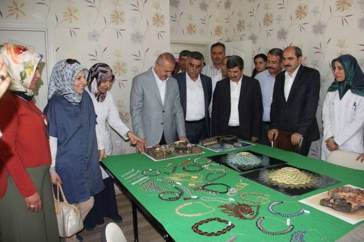 Kayatürk’ten Hayatlar Solmasın Danışma Merkezine Ziyaret G1