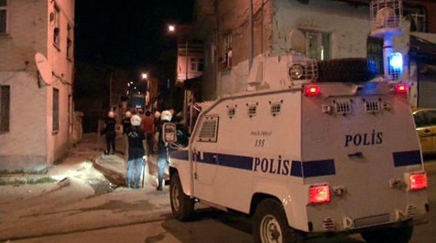 Erzurum&rsquo;da İki Aile Arasındaki Kavga Mahalleyi Savaş Alanına &Ccedil;evirdi