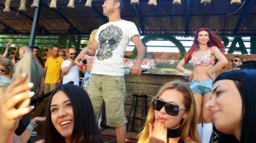 Serdar Orta&ccedil; Bodrum'da Coşturdu