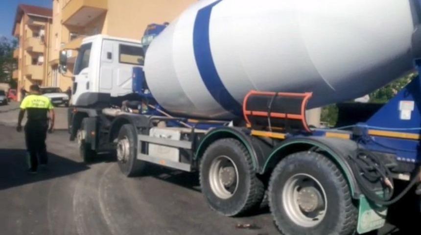 Beton Mikserinin Altında Kalan Yaşlı Kadın Hayata Tutunamadı