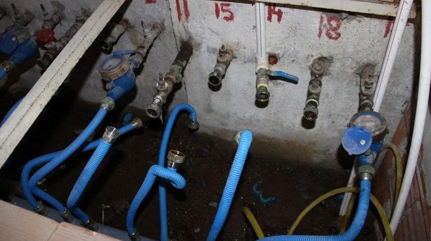 Herkes Su Kesildi Sandı, Ger&ccedil;eği &Ouml;ğrenince Şoke Oldular