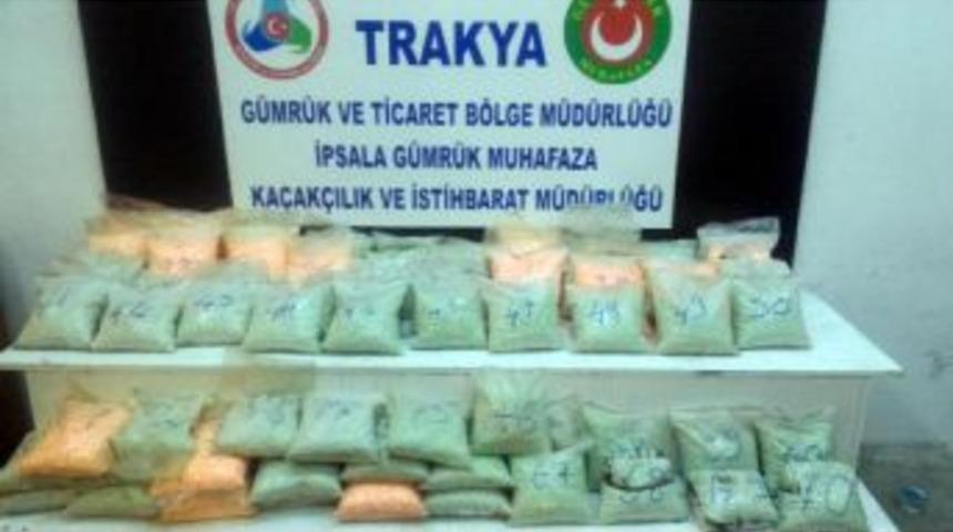 İpsala'da 600 Bin Uyuşturucu Hap Ele Ge&ccedil;irildi