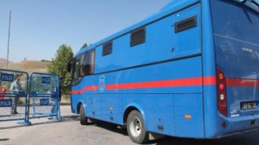 Elazığ&rsquo;daki 61 Sanıklı Fet&ouml; Davası Devam Ediyor