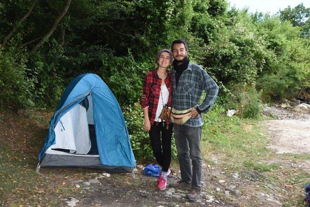 Otostopla Karadeniz Turuna Çıktılar