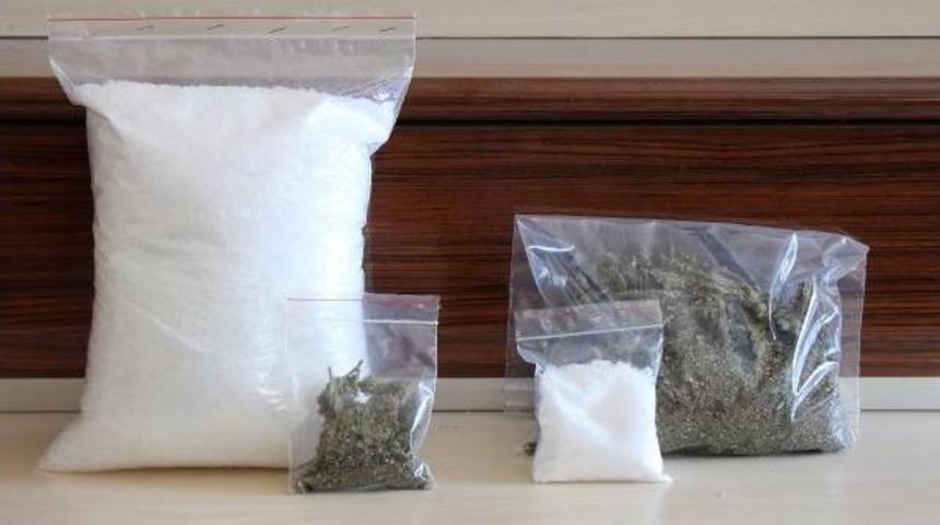 Gaziantep'te Uyuşturucu Operasyonu: 4 G&ouml;zaltı