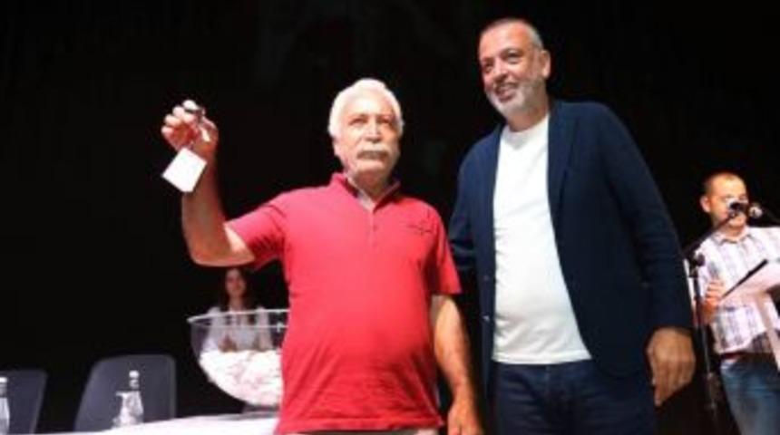 Ataşehir’de 225 Ailenin Ev Hasreti Son Buldu