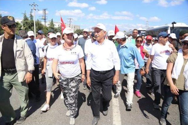 Kılıçdaroğlu: En Barışçıl Eylemimiz Bazı Çevrelerde Ciddi Kaygılar Yaratıyor (3)