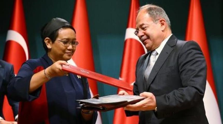 Erdoğan: Endonezya Ile Ticaret Hacmimizde 10 Milyar Dolar Hedefimize Ulaşmalıyız