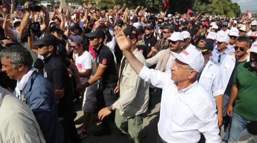 Kılı&ccedil;daroğlu: En Barış&ccedil;ıl Eylemimiz Bazı &Ccedil;evrelerde Ciddi Kaygılar Yaratıyor (4)