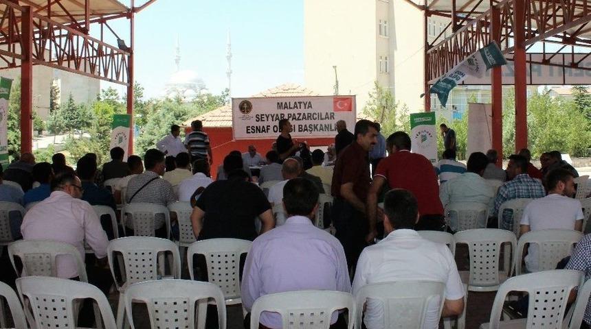 Yakınca Pazaryerini Kullanacak Pazarcı Esnafı D&uuml;zenlenen Kura &Ccedil;ekimiyle Belirlendi