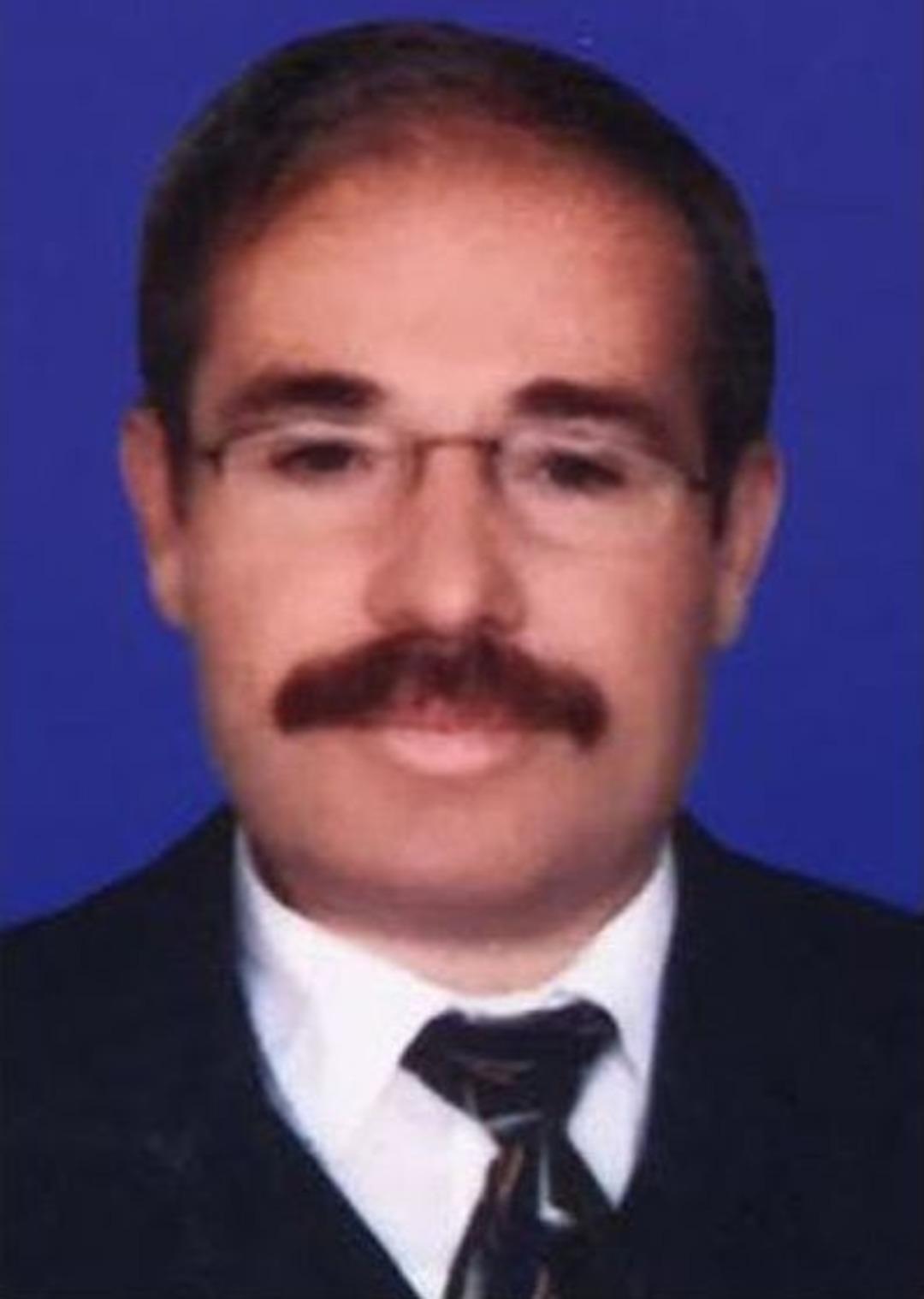 Emekli &Ouml;ğretmenin Cesedini &Ccedil;ıkarmak İ&ccedil;in Maske Taktılar