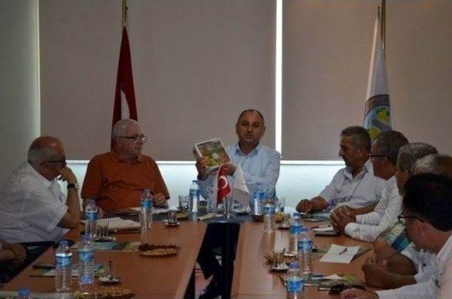 Kent Ekonomisi Komisyonu Salihli&rsquo;ye &Ccedil;ıkartma Yaptı 2