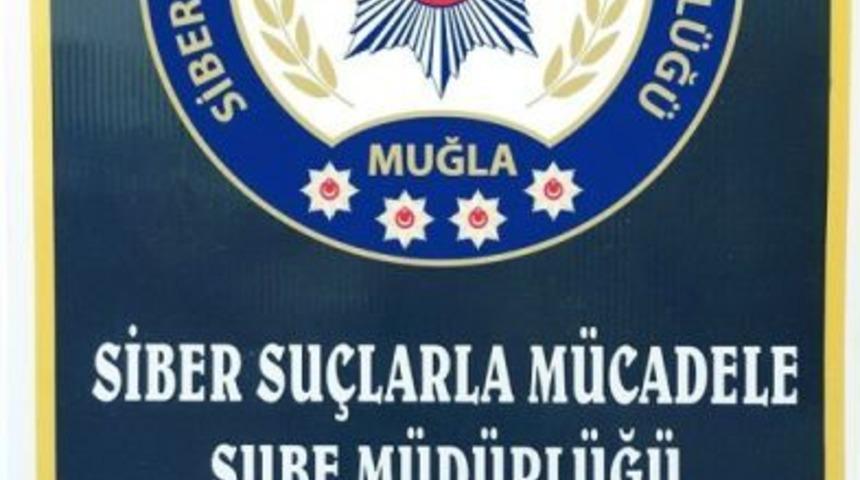 M&uuml;şterilerin Kartlarını Kopyalayan Garson Bilgileri 100 Liraya Sattı