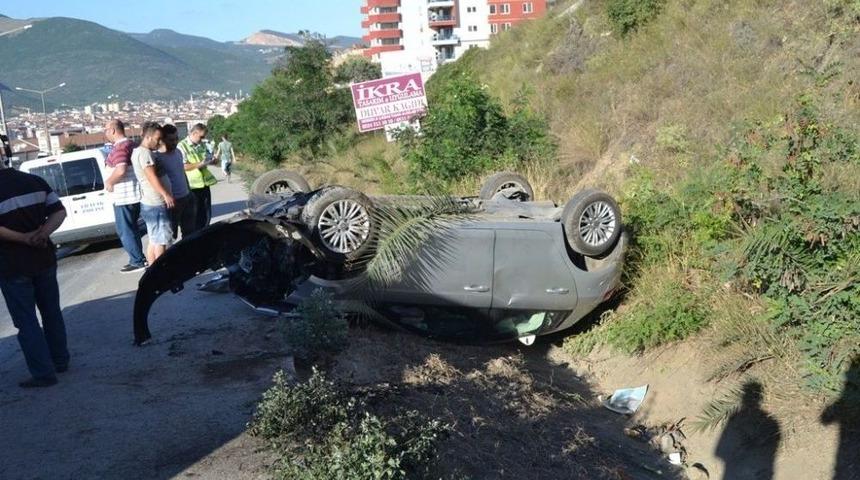 Gemlik Jandarma Rampasında Kaza: 2 Yaralı
