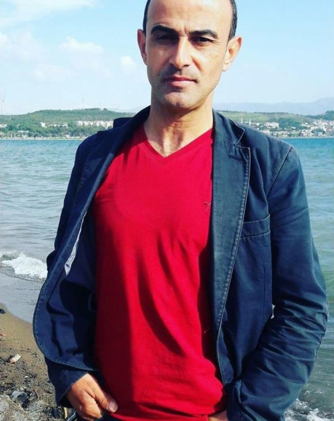 İzmir&rsquo;de Balkondan D&uuml;şen İş&ccedil;i &Ouml;ld&uuml;