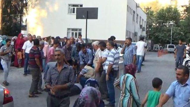 Yeğenini Bıçaklayıp Öldürdü 2