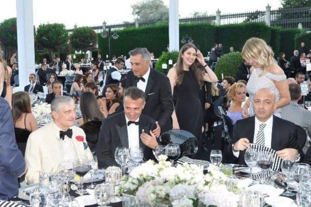 Beşiktaş Şampiyonluğu G&ouml;rkemli Bir Balo Ile Kutladı 1