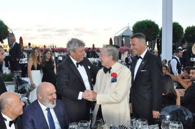 Beşiktaş Şampiyonluğu G&ouml;rkemli Bir Balo Ile Kutladı 2