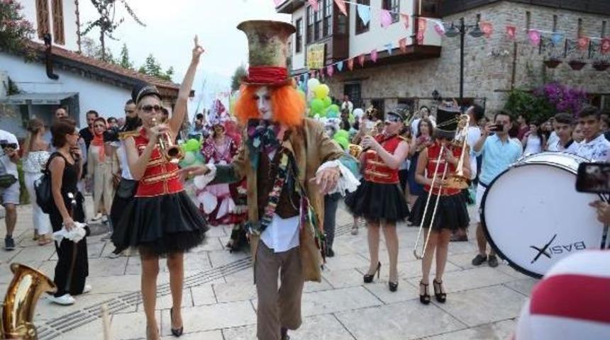 Kalei&ccedil;i Old Town Festivali Başladı