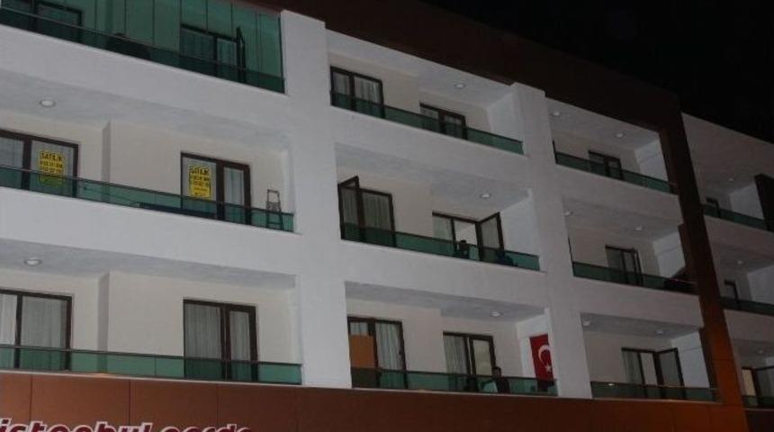 İhraç Edilen Polis Memuru Evinde Ölü Bulundu