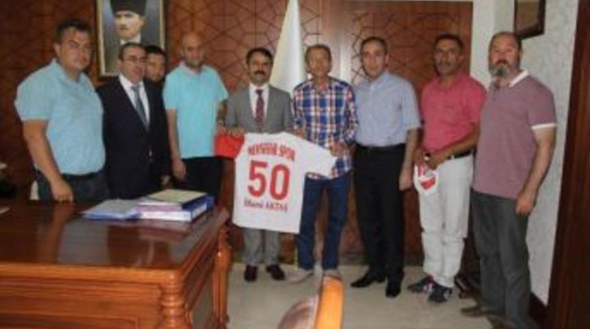 Nevşehirspor&rsquo;Un Yeni Y&ouml;netiminden Valiye Ziyaret