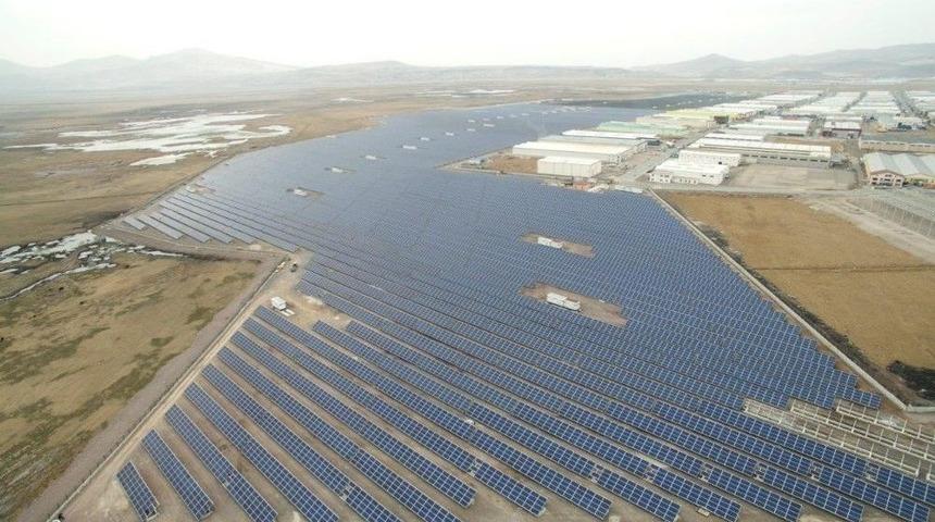 Kayseri Osb G&uuml;neş Tarlaları Geleceği Aydınlatıyor