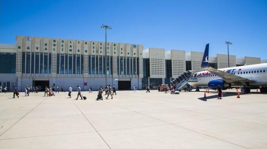 (&ouml;zel Haber) Koca Seyit&rsquo;ten 10 Bin U&ccedil;ak İniş Kalkış Yaptı