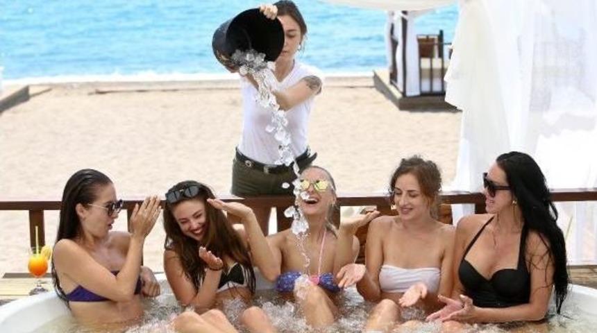 Jakuziye Buz Servisi