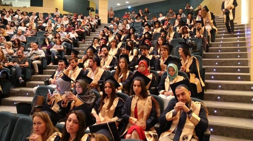 Stmf Mezunlarını Coşku İle Uğurladı