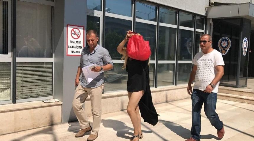 Peruk Ve Saç Takımı Çalan Hırsız Travesti Çıktı...