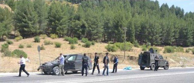 Baykan Kaymakamı'nın Aracına Bombalı Saldırı (2)