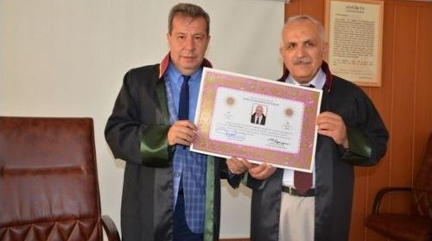 54&rsquo;&uuml;nde Avukat Oldu