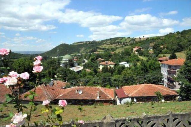 Yalova’Daki Boşnak Köyü Soğuksu, Eski Adı Ayazma'yı Istiyor