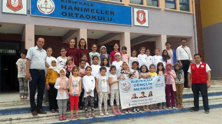 Eğitim Yaz Okulu İle Devam Ediyor