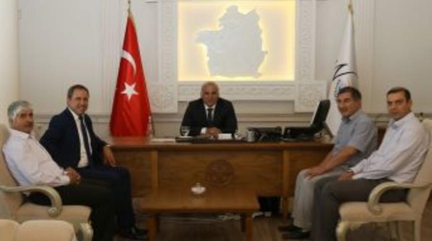 Zorluoğlu&rsquo;na &lsquo;hayırlı Olsun&rsquo; Ziyaretleri S&uuml;r&uuml;yor