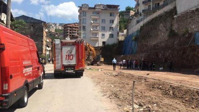 Temeli Ortaya Çıkan 5 Katlı Bina Boşaltıldı