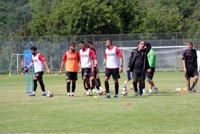 Adanaspor Abant'ta Kampa Girdi