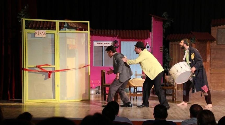"miras" Oyunu Akşehirlilerle Buluştu