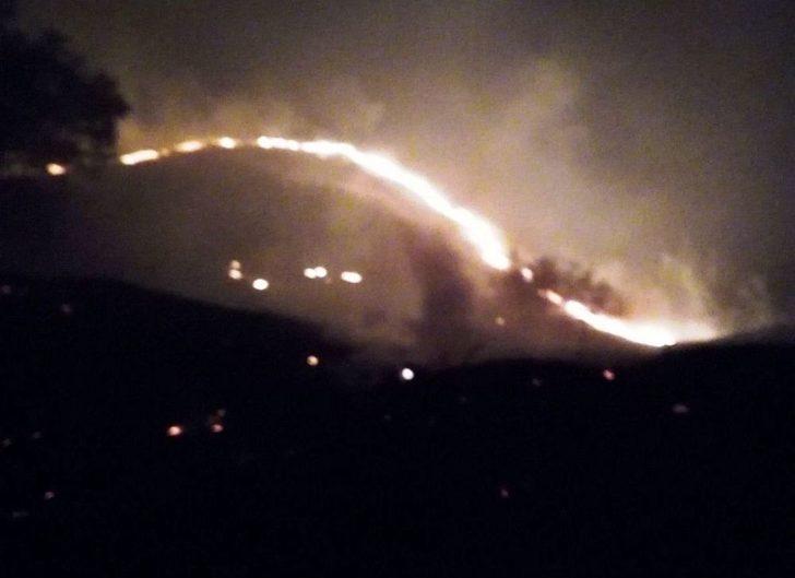 Doğanyol’daki Arazi Yangını Güçlükle Kontrol Altına Alındı G3