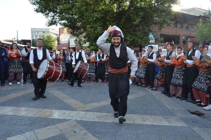 23.yeşilyurt Kültür Kiraz Ve Spor Festivali Kortej Yürüyüşüyle Başladı G1