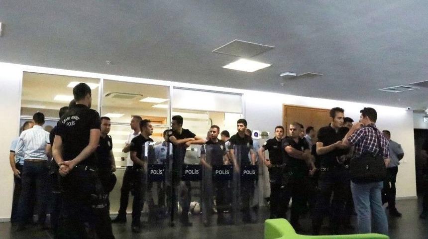 Antalya&rsquo;da Petrol İstasyonu İhalesinde Taraftar Gerginliği