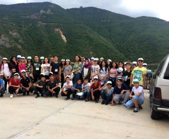 Kozluk'ta Teog'da Başarılı 40 Öğrenciye Karadeniz Gezisi