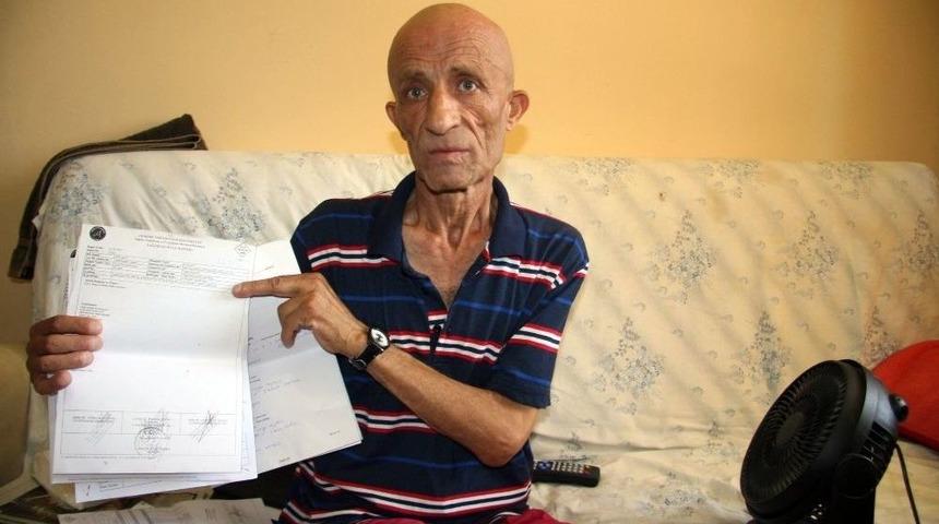 Kanser Hastası Sağlığını Değil, İki Odalı Evini Kaybetmek İstemiyor