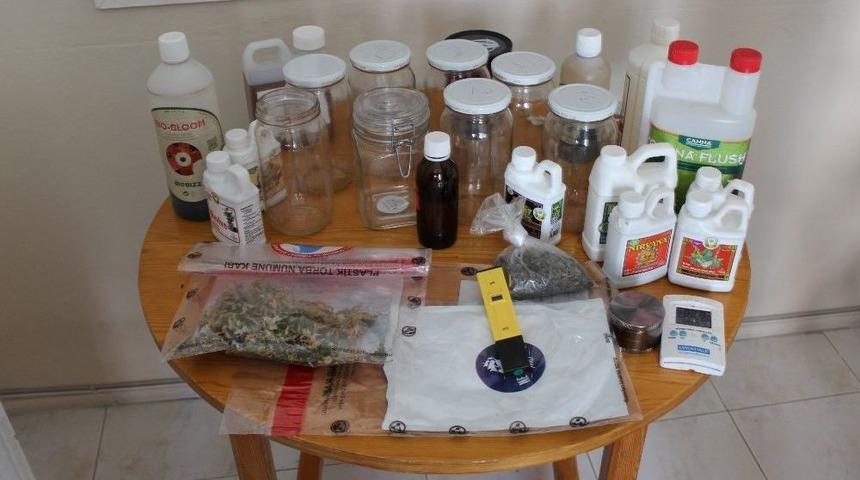 Kanada&rsquo;dan Posta İle G&ouml;nderilen 500 Gram Esrar Ele Ge&ccedil;irildi