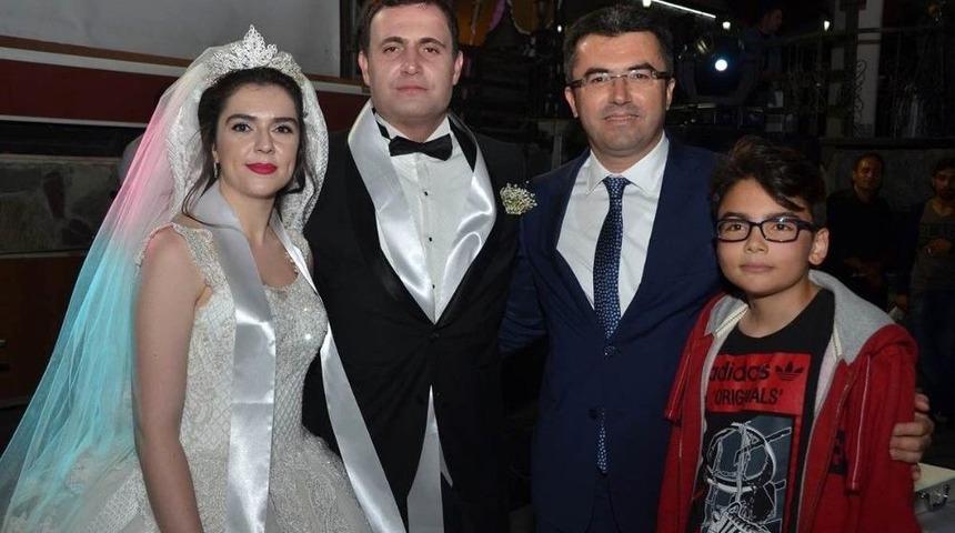 Koruma Polisinin Nikah Şahidi Oldu