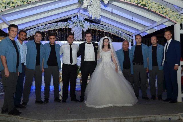 Koruma Polisinin Nikah Şahidi Oldu